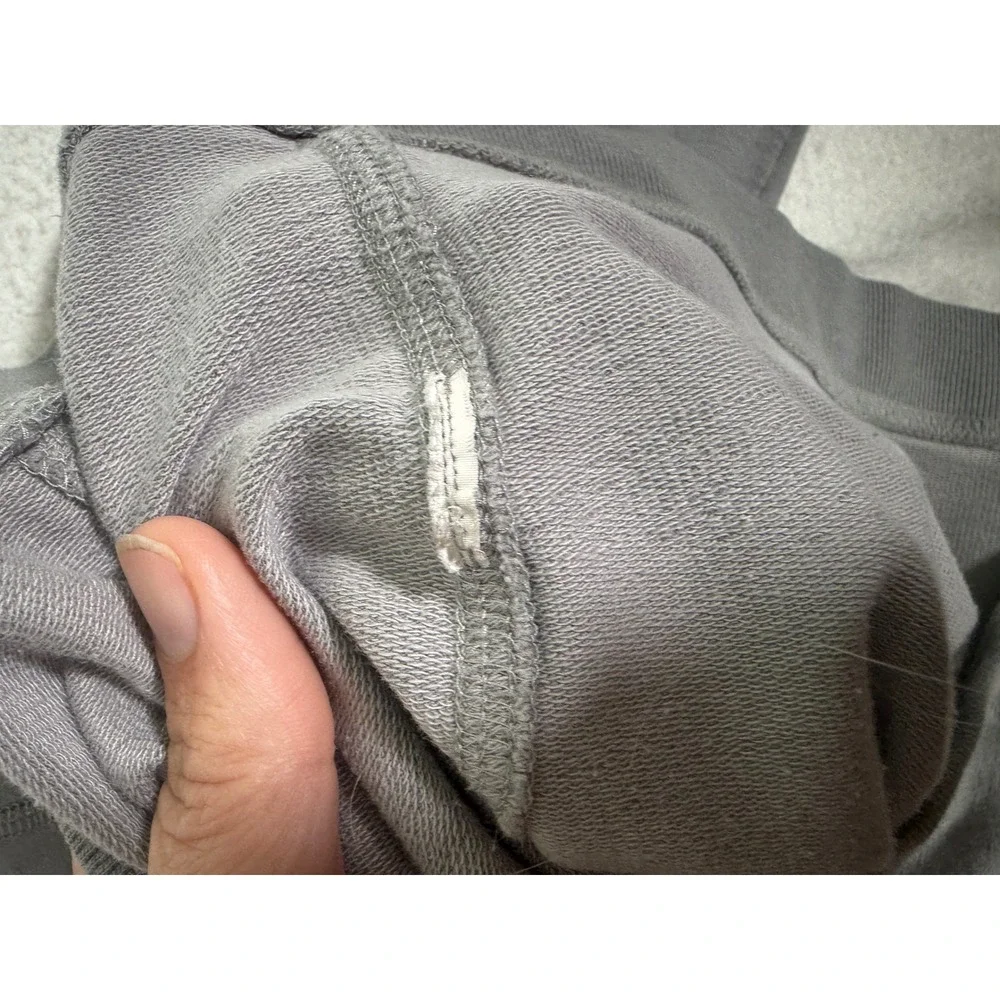 Johnnie-O V-Stitch Gray Crewneck Sweatshirt French Terry Pullover Mens Small